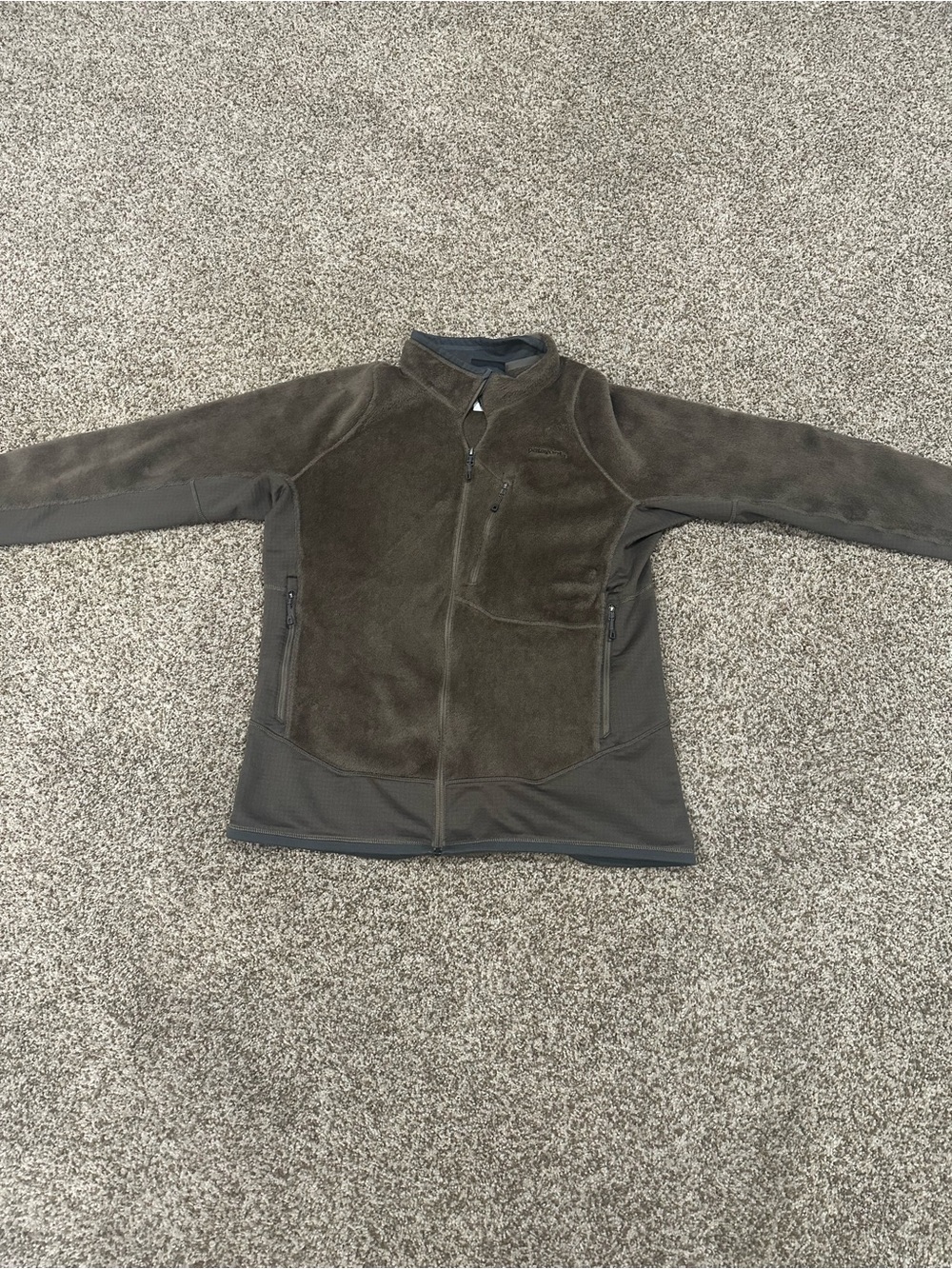 Patagonia Men's Olive Green Full-Zip Lightweight Fleece Jacket